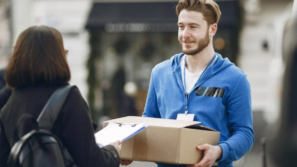 mover-handing-quote-to-customer-boston
